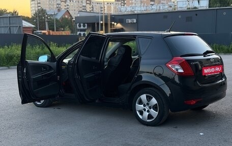 KIA cee'd I рестайлинг, 2011 год, 579 000 рублей, 9 фотография