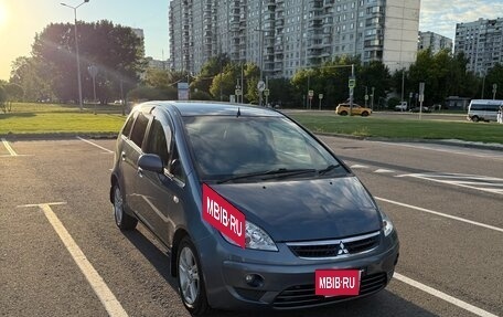 Mitsubishi Colt VI рестайлинг, 2005 год, 550 000 рублей, 2 фотография