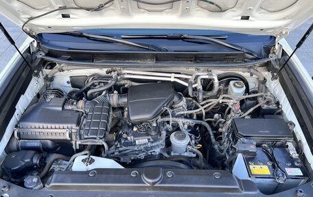 Toyota Land Cruiser Prado 150 рестайлинг 2, 2021 год, 5 800 000 рублей, 23 фотография