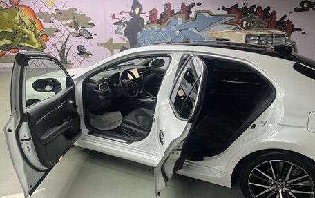 Toyota Camry, 2023 год, 3 449 000 рублей, 7 фотография