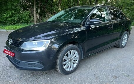 Volkswagen Jetta VI, 2012 год, 1 280 000 рублей, 2 фотография