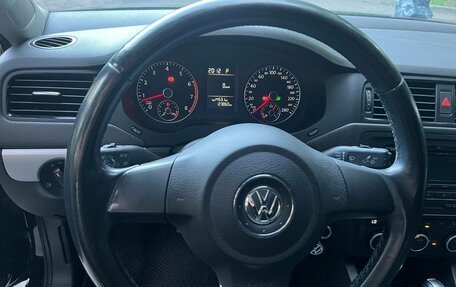 Volkswagen Jetta VI, 2012 год, 1 280 000 рублей, 8 фотография
