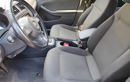 Volkswagen Jetta VI, 2012 год, 1 280 000 рублей, 15 фотография