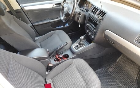 Volkswagen Jetta VI, 2012 год, 1 280 000 рублей, 16 фотография