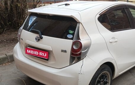 Toyota Aqua I, 2012 год, 777 000 рублей, 3 фотография