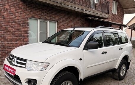Mitsubishi Pajero Sport II рестайлинг, 2014 год, 1 755 000 рублей, 3 фотография