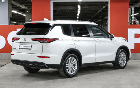Mitsubishi Outlander, 2022 год, 3 249 000 рублей, 6 фотография