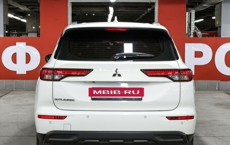 Mitsubishi Outlander, 2022 год, 3 249 000 рублей, 7 фотография