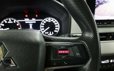 Mitsubishi Outlander, 2022 год, 3 249 000 рублей, 22 фотография