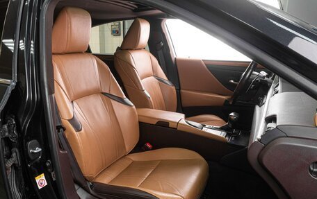 Lexus ES VII, 2019 год, 2 949 000 рублей, 13 фотография