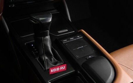 Lexus ES VII, 2019 год, 2 949 000 рублей, 18 фотография