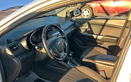 KIA Rio III рестайлинг, 2016 год, 900 000 рублей, 11 фотография