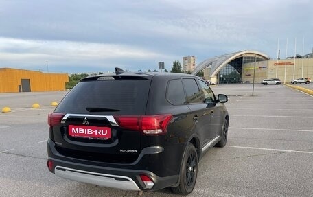 Mitsubishi Outlander III рестайлинг 3, 2019 год, 1 675 000 рублей, 7 фотография
