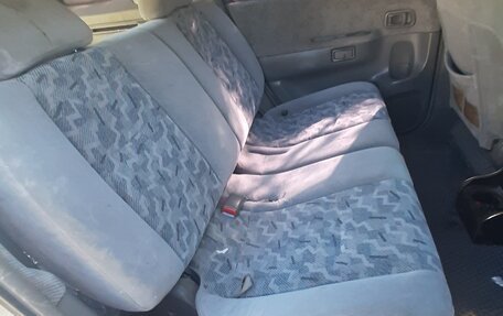 Nissan Rnessa, 1998 год, 100 000 рублей, 6 фотография