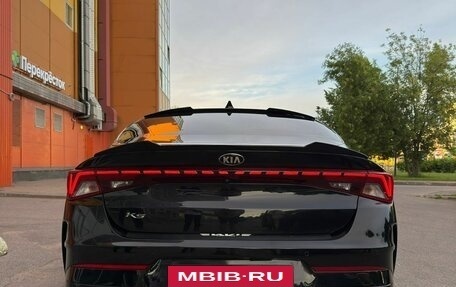 KIA K5, 2021 год, 2 400 000 рублей, 8 фотография