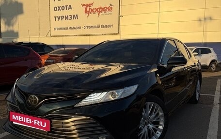 Toyota Camry, 2018 год, 2 400 000 рублей, 4 фотография