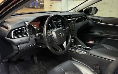 Toyota Camry, 2018 год, 2 400 000 рублей, 9 фотография