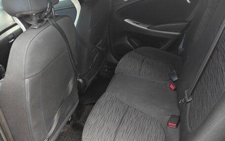Hyundai Solaris II рестайлинг, 2016 год, 1 150 000 рублей, 18 фотография