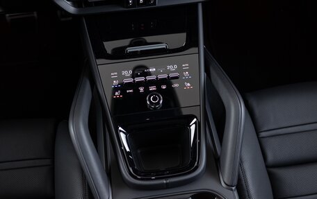 Porsche Cayenne III, 2026 год, 23 390 000 рублей, 20 фотография