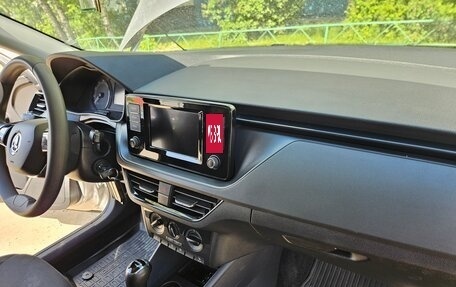 Skoda Rapid II, 2021 год, 1 550 000 рублей, 3 фотография