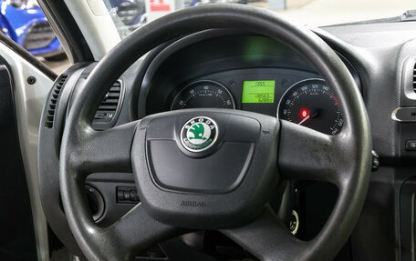 Skoda Fabia II, 2011 год, 527 000 рублей, 18 фотография