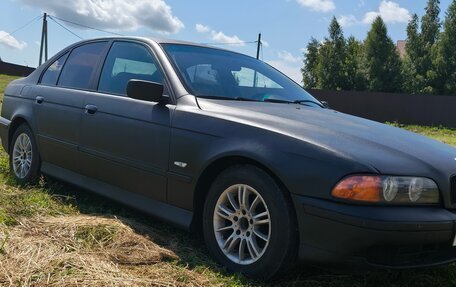BMW 5 серия, 1998 год, 300 000 рублей, 3 фотография