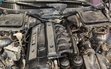 BMW 5 серия, 1998 год, 300 000 рублей, 13 фотография