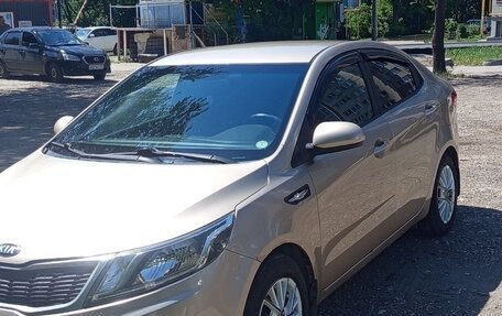 KIA Rio III рестайлинг, 2013 год, 660 000 рублей, 1 фотография
