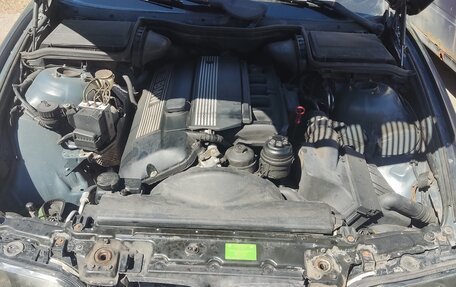 BMW 5 серия, 1998 год, 250 000 рублей, 2 фотография