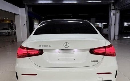 Mercedes-Benz A-Класс, 2023 год, 1 750 000 рублей, 2 фотография