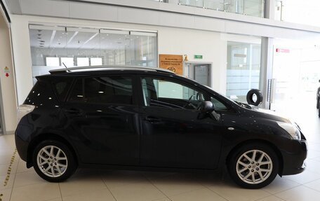 Toyota Verso I, 2011 год, 1 250 000 рублей, 4 фотография