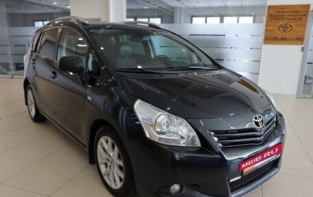 Toyota Verso I, 2011 год, 1 250 000 рублей, 3 фотография