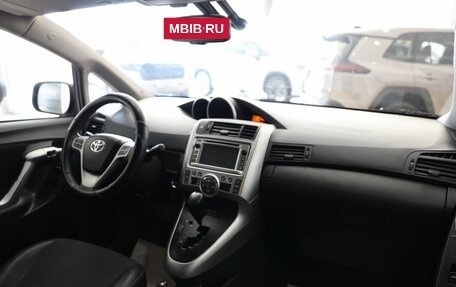 Toyota Verso I, 2011 год, 1 250 000 рублей, 16 фотография