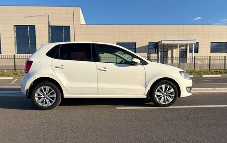 Volkswagen Polo VI (EU Market), 2012 год, 740 000 рублей, 2 фотография