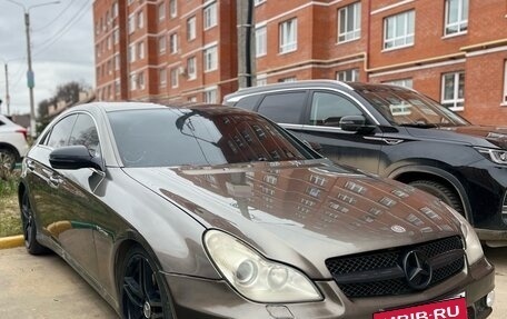 Mercedes-Benz CLS, 2004 год, 1 320 000 рублей, 3 фотография
