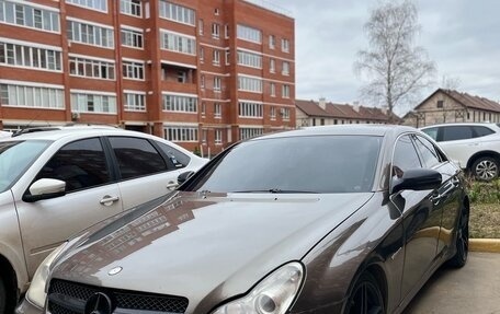 Mercedes-Benz CLS, 2004 год, 1 320 000 рублей, 2 фотография