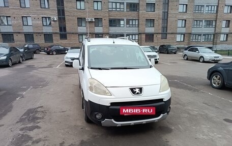 Peugeot Partner II рестайлинг 2, 2011 год, 420 000 рублей, 3 фотография