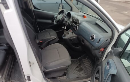 Peugeot Partner II рестайлинг 2, 2011 год, 420 000 рублей, 17 фотография
