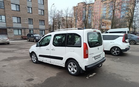 Peugeot Partner II рестайлинг 2, 2011 год, 420 000 рублей, 9 фотография