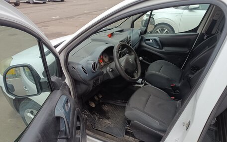 Peugeot Partner II рестайлинг 2, 2011 год, 420 000 рублей, 19 фотография