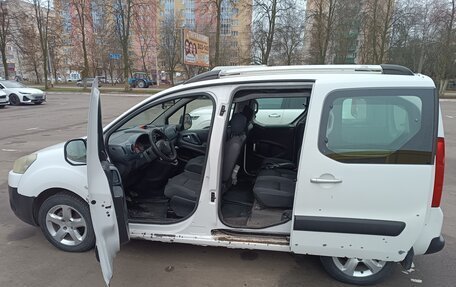 Peugeot Partner II рестайлинг 2, 2011 год, 420 000 рублей, 18 фотография
