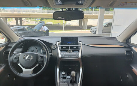 Lexus NX I, 2016 год, 3 100 000 рублей, 14 фотография