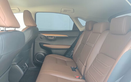 Lexus NX I, 2016 год, 3 100 000 рублей, 12 фотография
