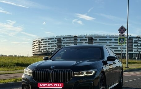 BMW 7 серия, 2019 год, 7 700 000 рублей, 2 фотография