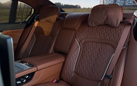 BMW 7 серия, 2019 год, 7 700 000 рублей, 22 фотография