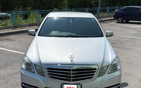Mercedes-Benz E-Класс, 2012 год, 2 150 000 рублей, 3 фотография