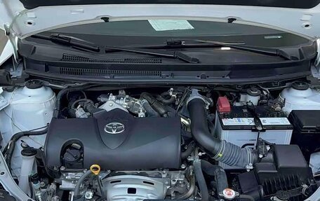 Toyota Yaris XP150 рестайлинг, 2022 год, 1 350 000 рублей, 18 фотография