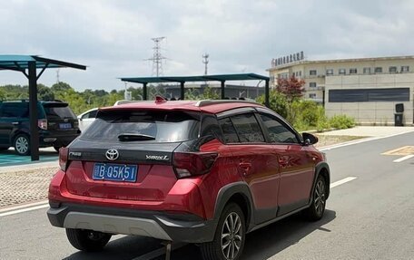 Toyota Yaris XP150 рестайлинг, 2022 год, 1 350 000 рублей, 7 фотография