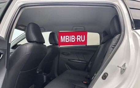 Toyota Yaris XP150 рестайлинг, 2022 год, 1 400 000 рублей, 4 фотография