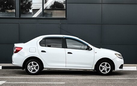 Renault Logan II, 2016 год, 569 000 рублей, 5 фотография